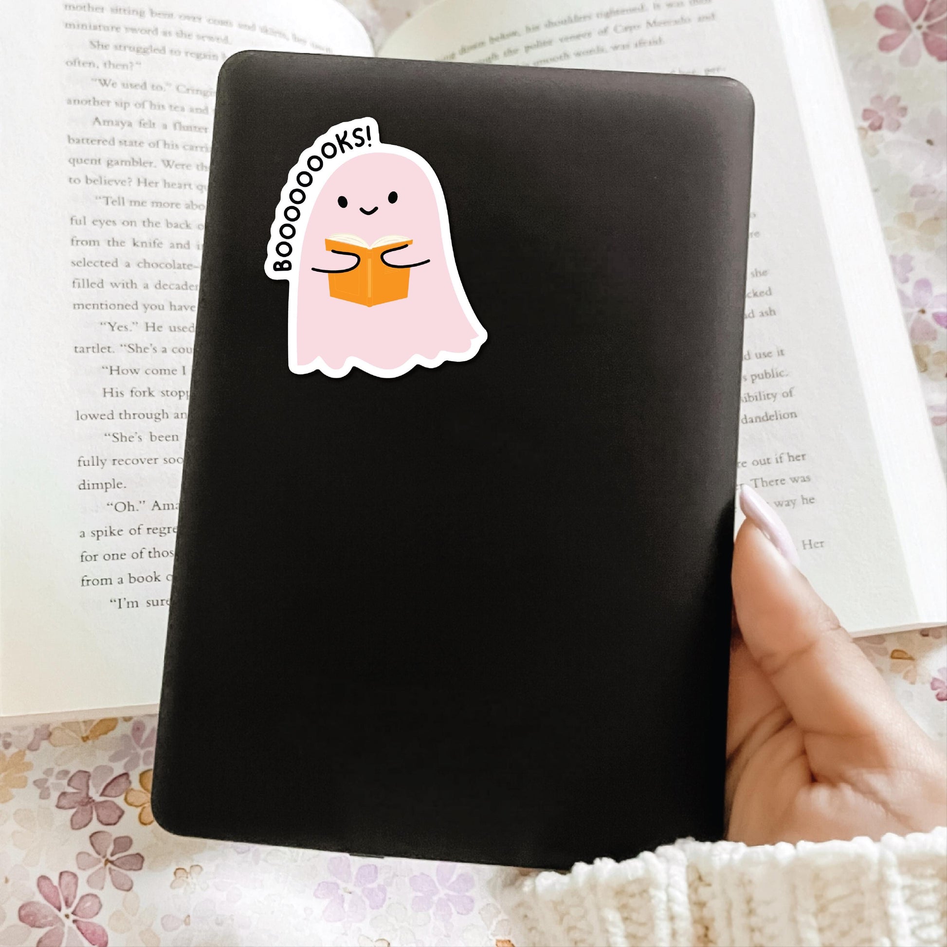 Halloween Books Sticker, Bookish Sticker, Kindle Decal, Gifts for Book Lovers, Laptop Decal, Waterproof, Spooky Season, Cute Ghost